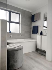 Hermanus C-Escape Apartment