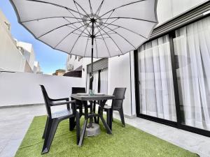 Spacious, Quiet Apartment with Parking , Fiber