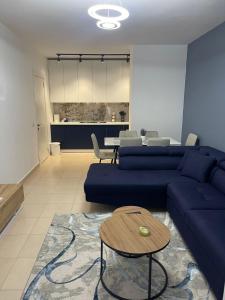 Noema Apartment 5 Maji - A Cosy Stay in Tirana