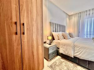 Calm Studio in Oasis, Near Train Station