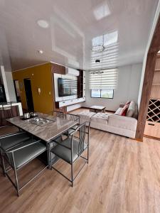 Smart Loft de lujo masaje y baño inteligente