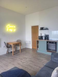 Peaceful 1-Bedroom Apartment in Central Herne Bay