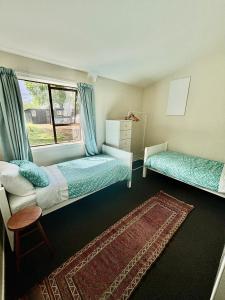 Pauanui Orchard Farmstay - Pet Friendly!