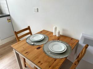 Renovated Cosy Stay Near CBD & StKilda with Pool & Sauna