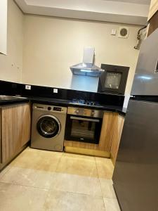 كومبوند زيد ويست الشيخ زايد