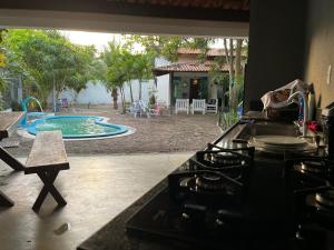 Pedrinhas Hostel e Camping
