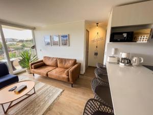 Encanto Playero: Vista al mar y a Papudo.