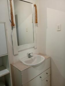 Cómodo y económico departamento en segundo piso