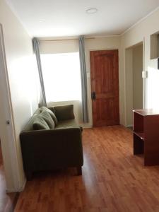 Cómodo y económico departamento en segundo piso