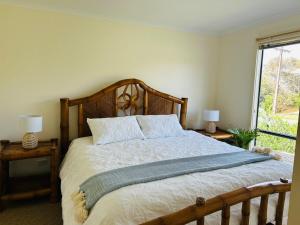 Your coastal retreat awaits at Birdies & Waves - linen and towels inc