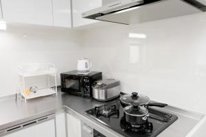 Higashi Rokugou WHITE Vacation STAY 4276