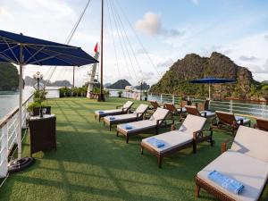 Le Journey Elegance Cruise 5 star Ha Long