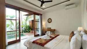 Candra Villa Kedungu