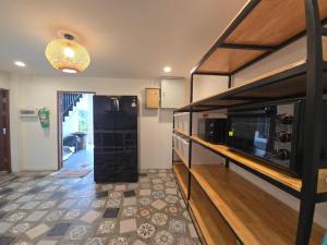 The Simple Place - King