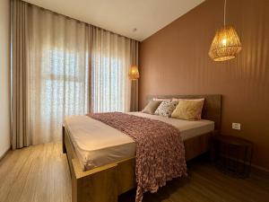 The Urban Origami S703