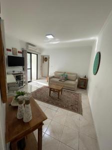 Toninhas - Condomínio Wembley Tênis F201