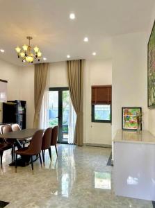 Amy Villa & Apartment