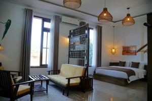 Chang Chang Cozy Home