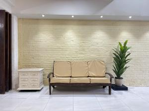 Functional furnished flat with kitchen and toilet