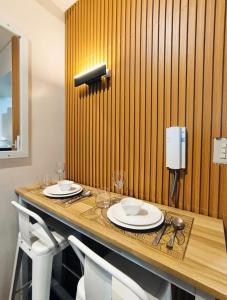 dDEN at SMDC AIR Makati 1BR Bay view