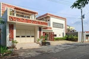 Urbanview Hotel Syariah SieKemboe Near Alun-Alun Jepara