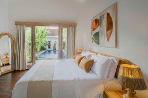 Charming Villa with Private Pool & Garden