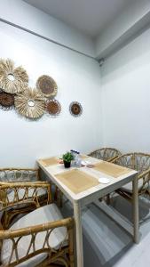 WV 30 Bright 2BR Escape