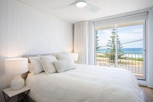 Drift House, Curl Curl IBO