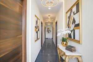 FabHotel Air Live - Nr Ameerpet metro station