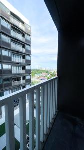 WV 32 Urban Scenic Studio