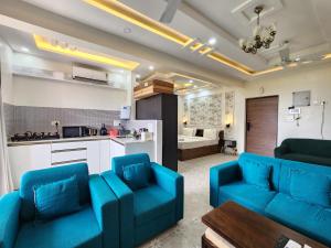 Romantic Goa Studio with Mangrove view - Walk to Candolim Beach, Ideal for Couples