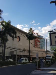 Comfy, Arneta Cntr,1 bdrm, loft, smrt tv, spacious