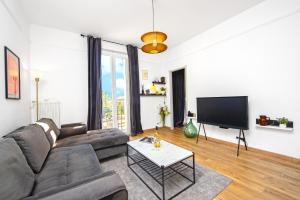 Tout confort au centre-ville et près de la mer