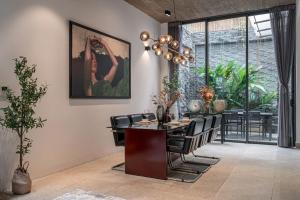 Elegant 6BR Pool Villa in Thao Dien, D2 by Raymond