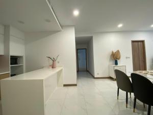 Sunwah Pearl - River View