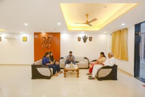 FabExpress Taj Residency - Nr Yashobhoomi Convention Centre