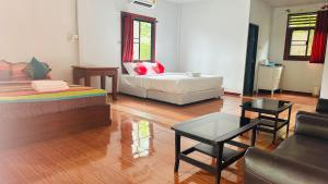 Palmthien Pool Villa Aonang