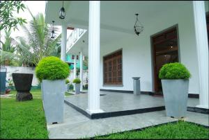 Aura Diamond International Wellness & Luxury Stays-Ahangama