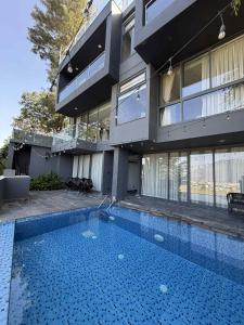 Villa by Bellavista