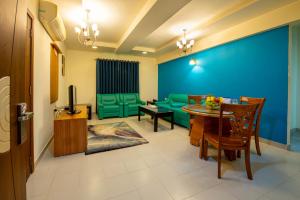 Manaf Hotel Suites