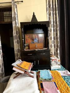 Nidhivan Vatika Ashram