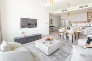 Frank Porter - Creek Crescent Tower