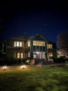 Lindsay House Guest House