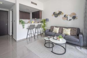 Frank Porter - Merano Tower