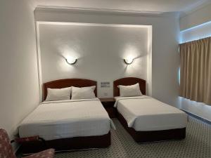 New Caspian Hotel
