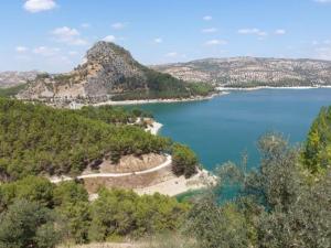Modern One bed apartment, Ardales Lakes and Caminito del Rey