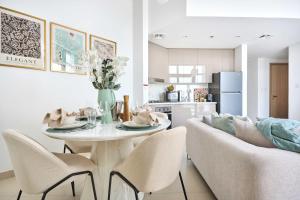 Frank Porter - Azizi Park Avenue