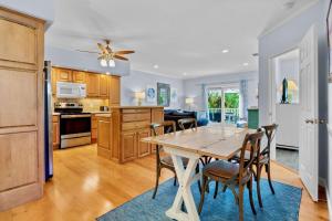 Castaway Cottage