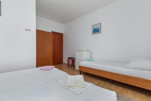 Apartments by the sea Podaca, Makarska - 516