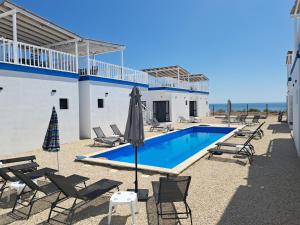 Costinesti Greek Bungalows